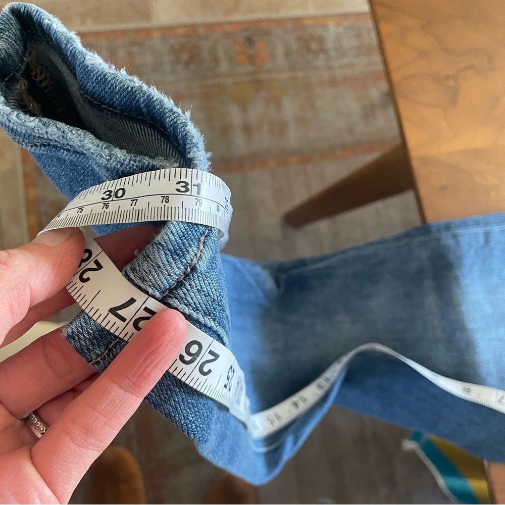Vervet High Rise Distressed Jeans - Picture 15 of 16